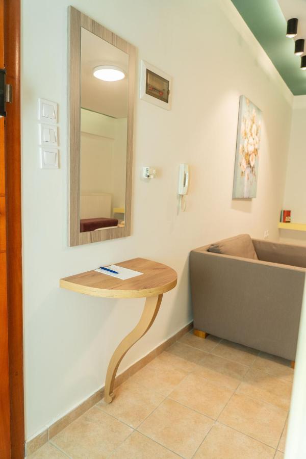 Ferienwohnung The Whole Packet A5 Center With Parking Larissa Exterior foto